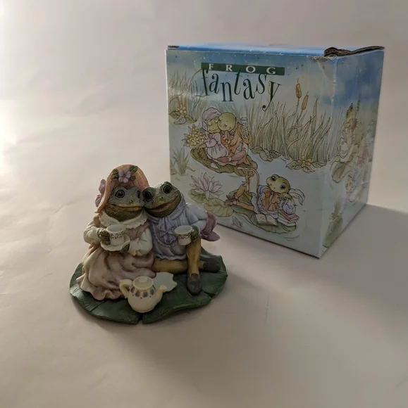 1996 Westland Frog Tea Party Figurine Fantasy "Tea for Two" Resin Figurine - Picture 4 of 10